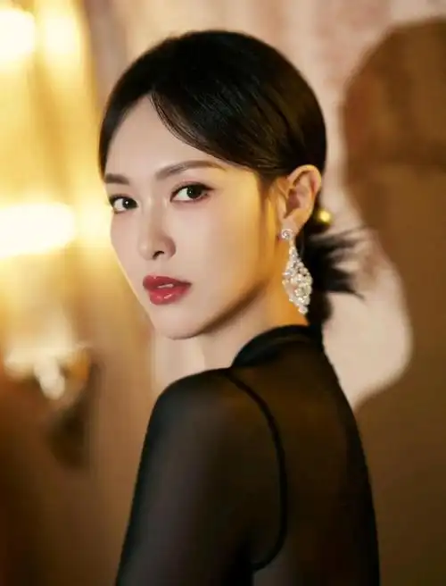 唐嫣哽咽回应质疑有过自我怀疑阶段但我做到了我就是不响