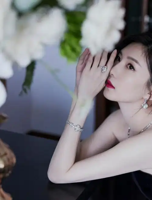 江疏影0901生日快乐