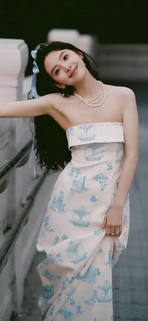 "章若楠"手机高清壁纸·原图上传,记得查看原图再保存.#章若楠