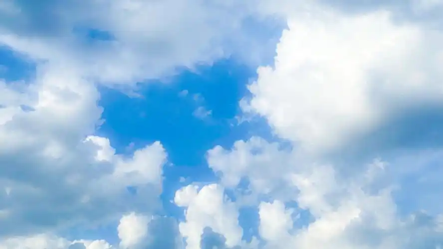 蓝天白云容易出事0269