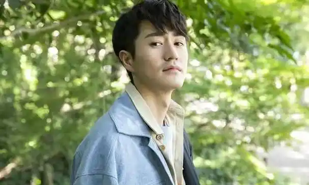 火,想要为"星二代"正名|演员|俞飞鸿|杨立新|毛晓彤|姐弟恋_网易订阅