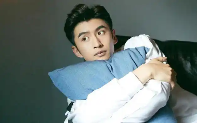 娱乐点评:肖战,张子枫,陈楚生,刘宇宁,古力娜扎,张云龙_网易订阅