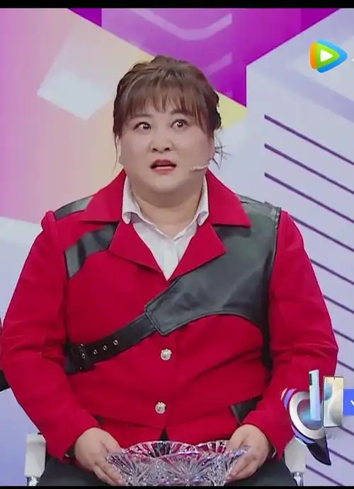 《王牌对王牌6》贾玲认真对待游戏规则,人品一眼就能看出