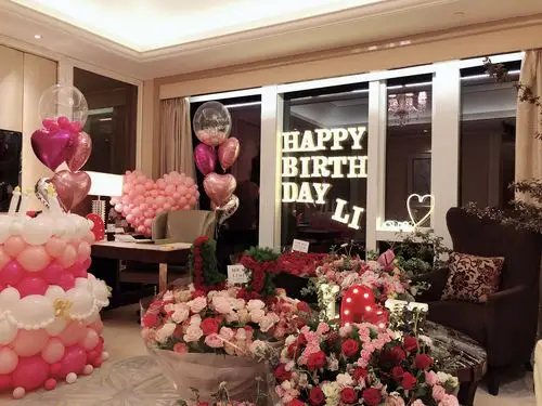 【超美房间布置】大连康莱德酒店海景套房的浪漫生日入住体验——房间