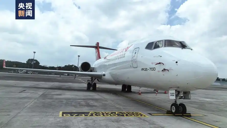 c919,飞出国门参展!_航空展_飞机_中国