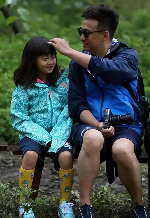 51岁黄磊又爆丑闻,这次人设恐将彻底崩塌再难翻身了|孙俪|孙莉|黄多多