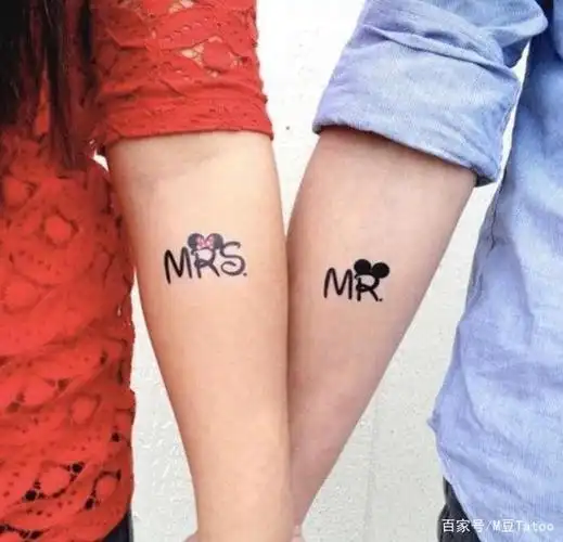那么我为大家推荐几款情侣纹身大图案 情侣纹身小图案 一些情侣不喜欢