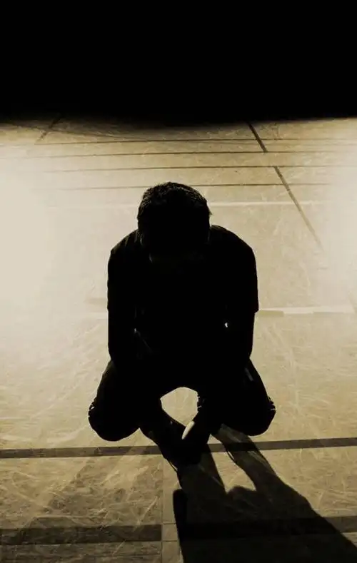 夜晚人影子图片大全 情侣影子图片真实 路灯