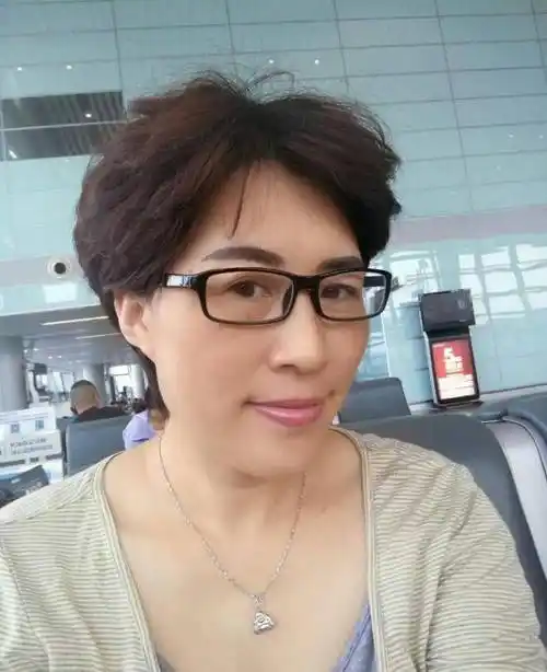 50岁丧偶女征婚照片(id:539101)_湖南长沙征婚交友_我主良缘网