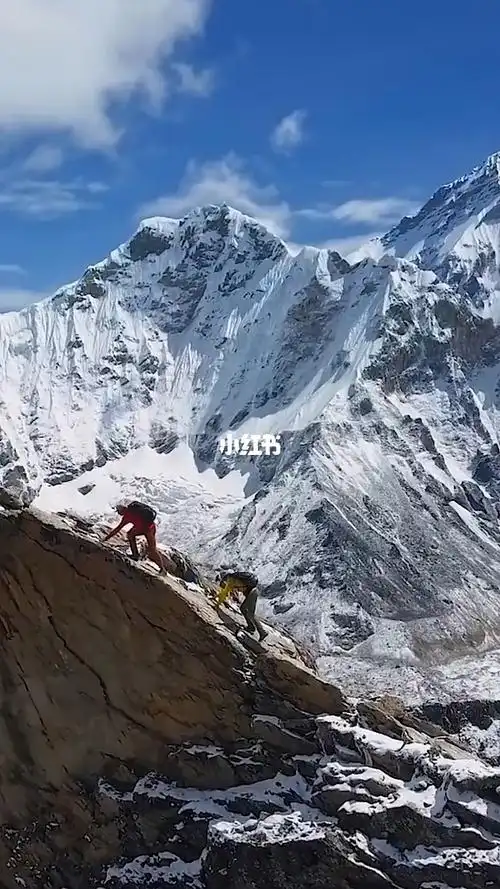 世界第四高峰喜马拉雅山洛子峰