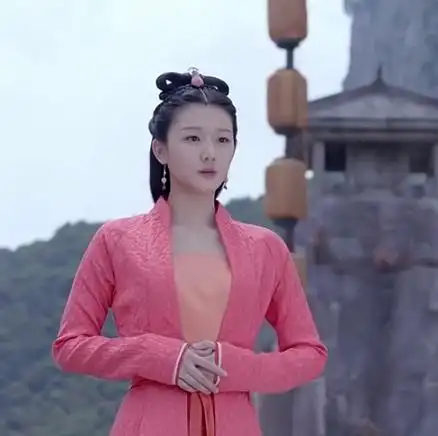 《烈火如歌》蝶衣有五套衣服,图一仅穿过一次,图五才让钟离动心