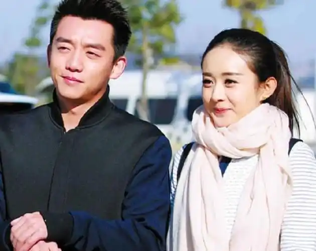 他曾与许多女星合作,包括王珞丹,赵丽颖和白百何等.