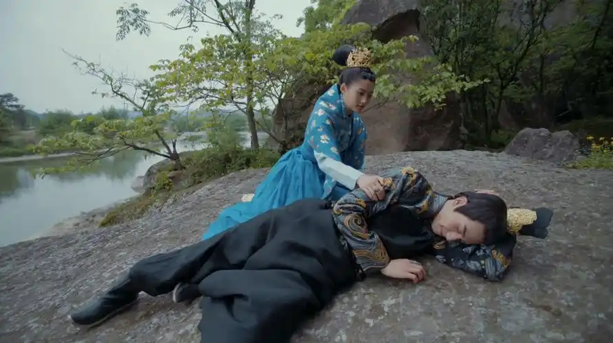 凤囚凰:容止楚玉夫妇甜蜜互掐,傲娇容止脸红被发现还死不承认