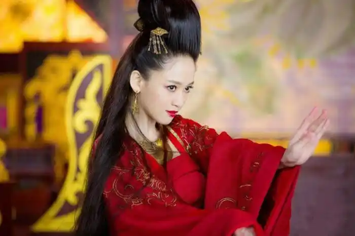 陈乔恩《笑傲江湖》东方不败