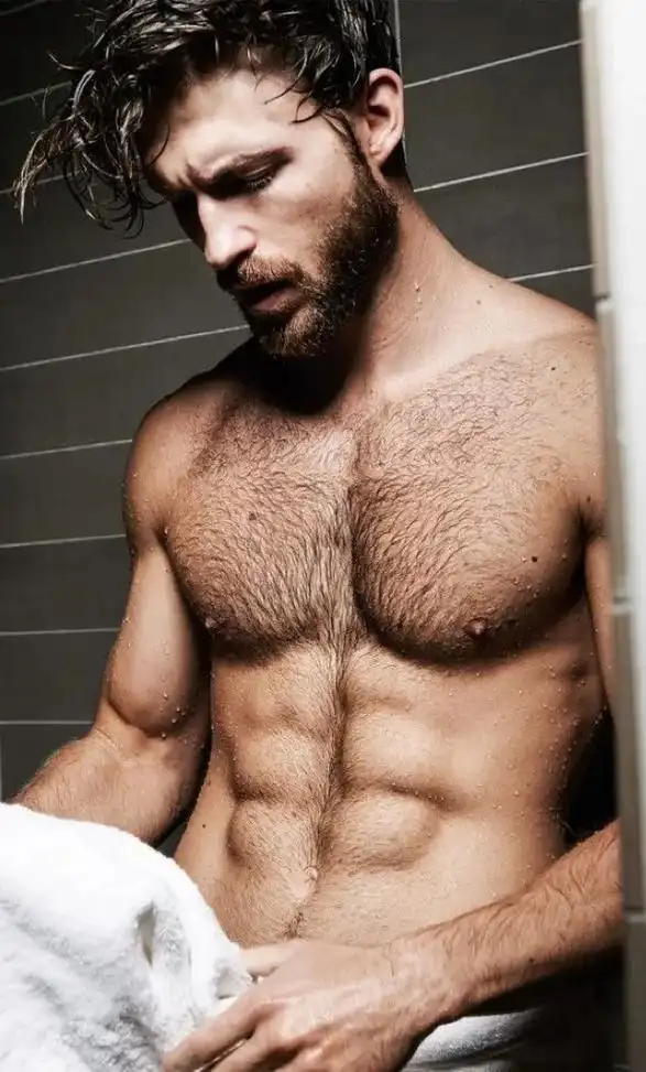 男友臂 #人鱼线 #欧美帅哥 #肌肉男神 - 抖音