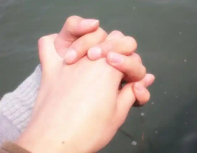 十指相扣非主流图片