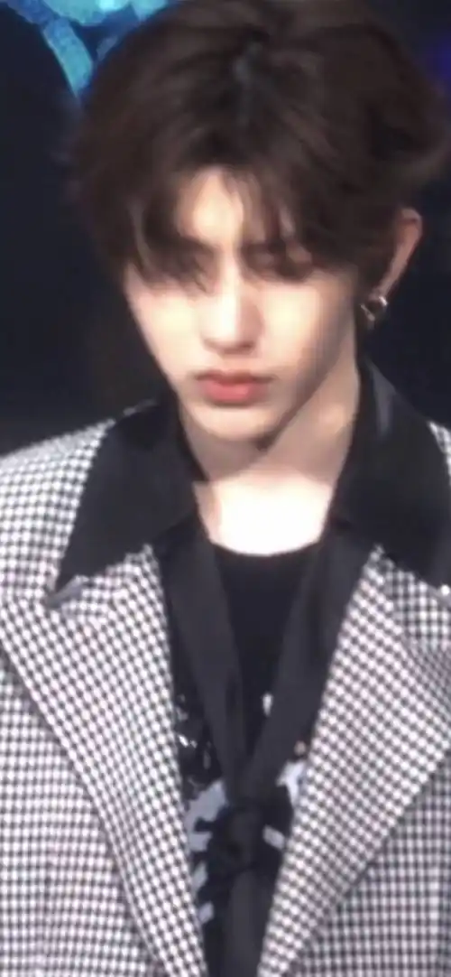 同时,蔡徐坤的缺席也给了其他艺人一个机会.