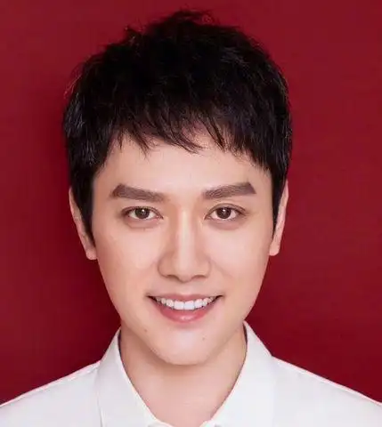 冯绍峰的砍刀眉跟何猷君的毛毛眉谁能拔得头筹?_网易订阅