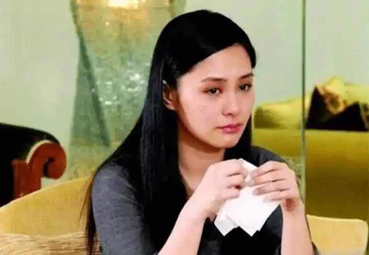 当年曝出1400多张照片,毁了陈冠希的电脑维修员,如今什么下场?