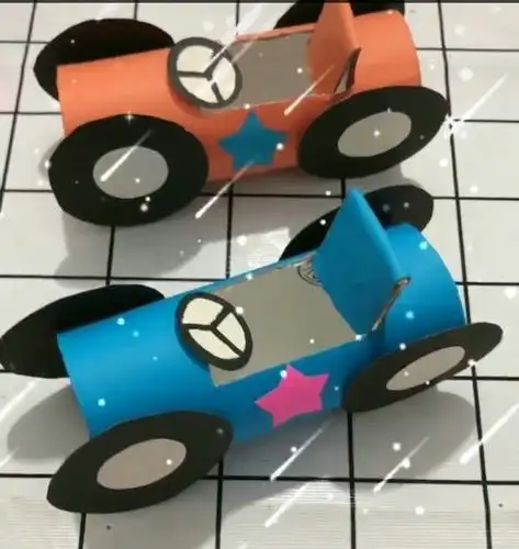 其它 亲子手工:纸巾筒小汽车 写美篇本文导读          简单又好玩的