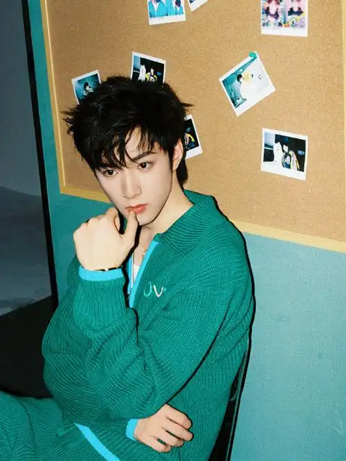 真的巨巨巨可爱#刘耀文叁重楼暨出道四周年演唱会#@时代少年团-刘耀文