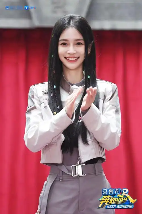 《奔跑吧11》花式科普 穿越千年的"太阳神鸟"还有这层身份