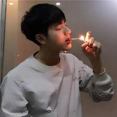 男生超拽炫酷高冷头像大全2019一朵彼岸花为你盛开于浮华