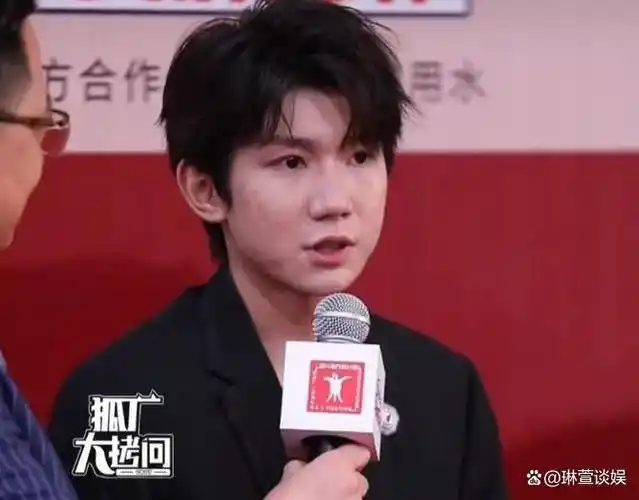 整个人的感觉与曾经大火时期截然不同,很难不担心这种状态会影响王源