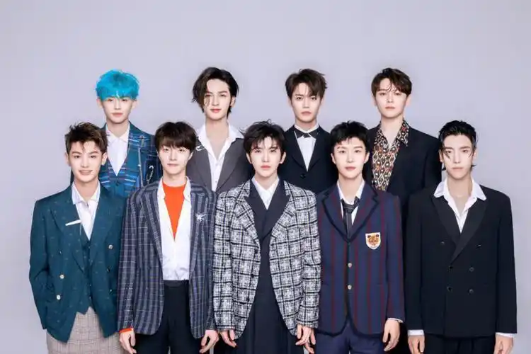 大厂男孩依旧在大厂女孩永远伴