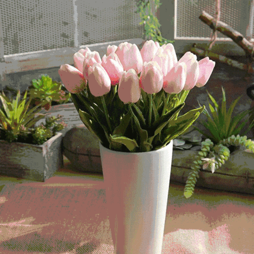 都值得被期待与纪念 成为两个人记忆力最独特,最美好的瞬间 一束