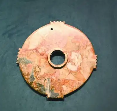 昨天,紫禁城内,玉琮王和玉钺王领衔260件从全国17家文博单位精选出的