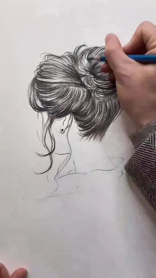 每日一副发型素描丸子头绘画-度小视