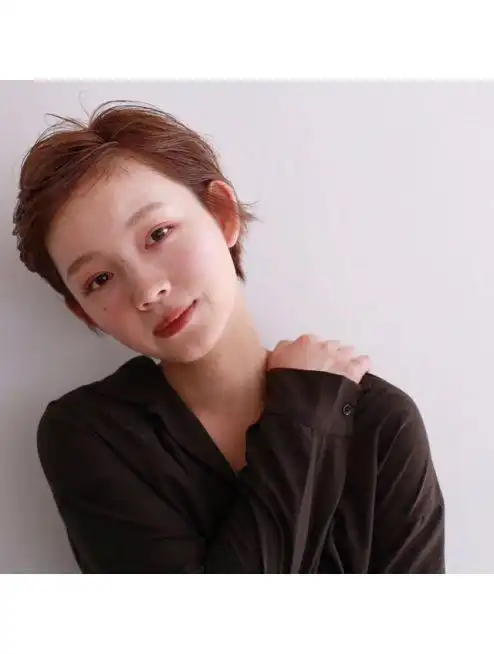 超短发的中性发型特集推荐给独特时尚的女孩