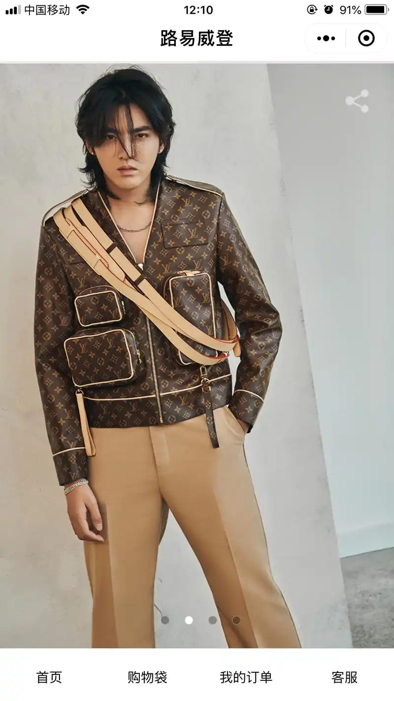 哇,大片来袭,快快登录路易威登小程序,一起看吴亦凡诠释2019秋冬男士