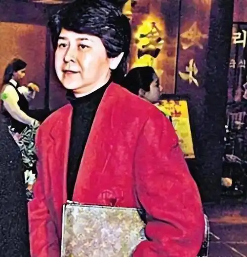 邓丽君3亿遗产去向揭秘:小15岁未婚夫分文未得,女导演获豪宅