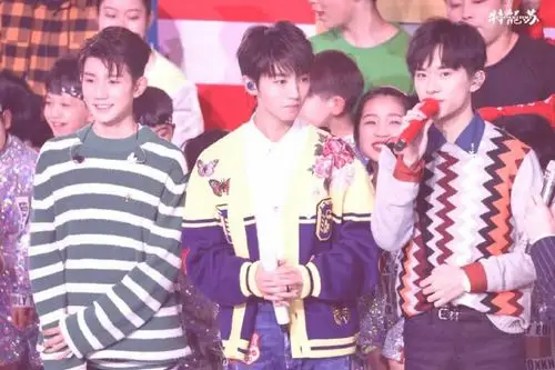 tfboys一周年快乐