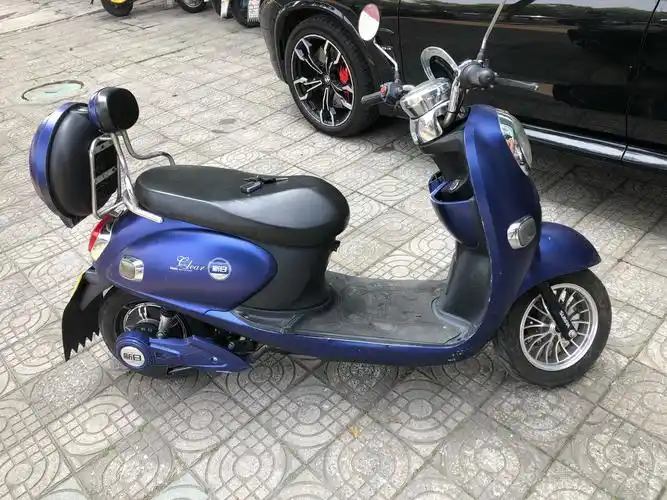 转让自家的新日电动车,五个电池60v,手续齐全,车况非常好,能跑45公里,