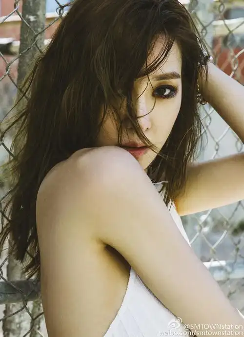 黄美英(tiffany),1989年8月1日出生于美国加利福尼亚州旧金山市,韩国