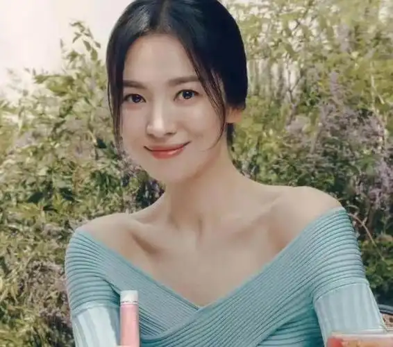 宋仲基不再年轻,坦言做父亲很重要,前妻宋慧乔被韩素希告白