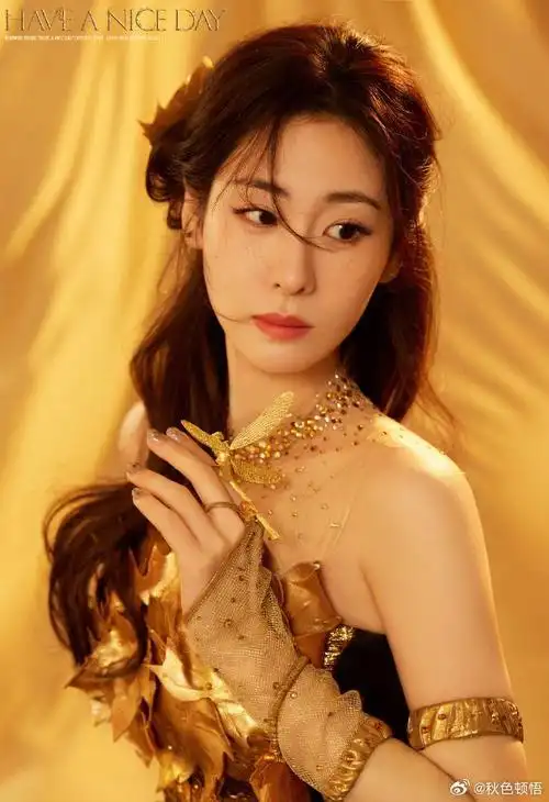 张碧晨这迷离的眼神,你顶得住吗?