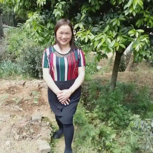 53岁丧偶女征婚照片(id:4987279)_湖南长沙征婚交友_我主良缘网