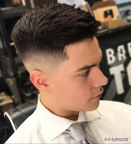 今夏10款最帅气的男生发型5种风格让你清爽又时尚