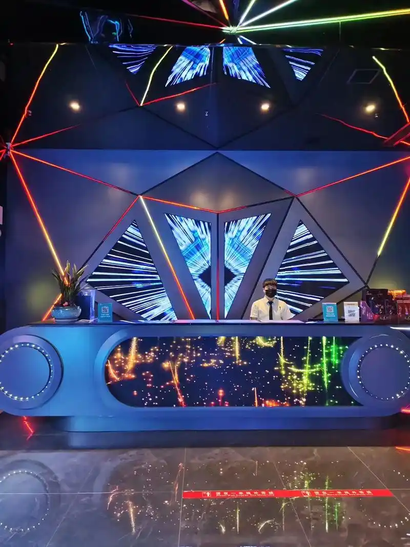 推荐一家赛博朋克风的私人订制ktv