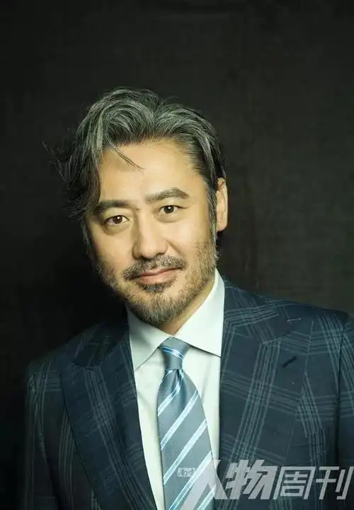 作者/杨静茹(本文原载于《南方人物周刊》 ) 作为一名50岁的男演员