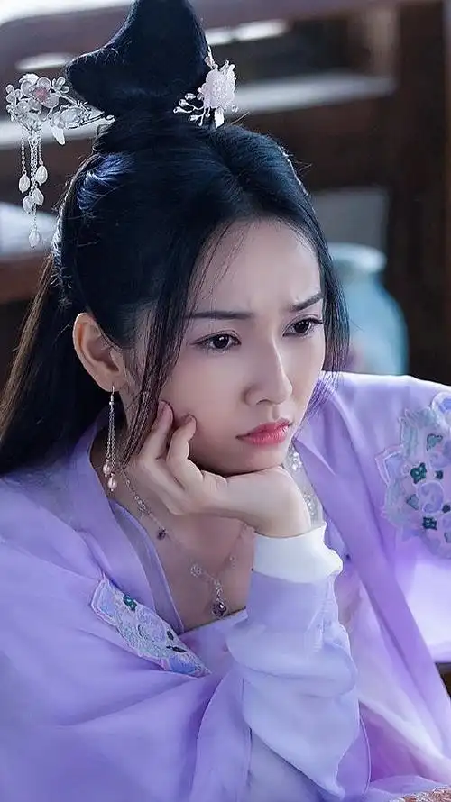 肖燕《三嫁惹君心》饰居沐儿