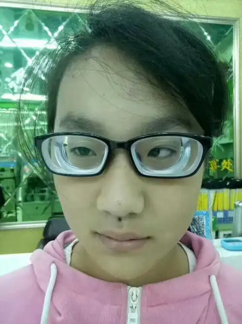 已经是2000度的超高度近视失明离他一步之遥阅读 492020-06-17夹金山