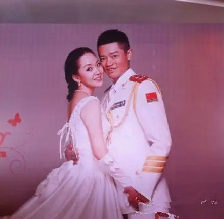 【图】歌手陈思思结婚场景曝光 其老公也惨遭八卦