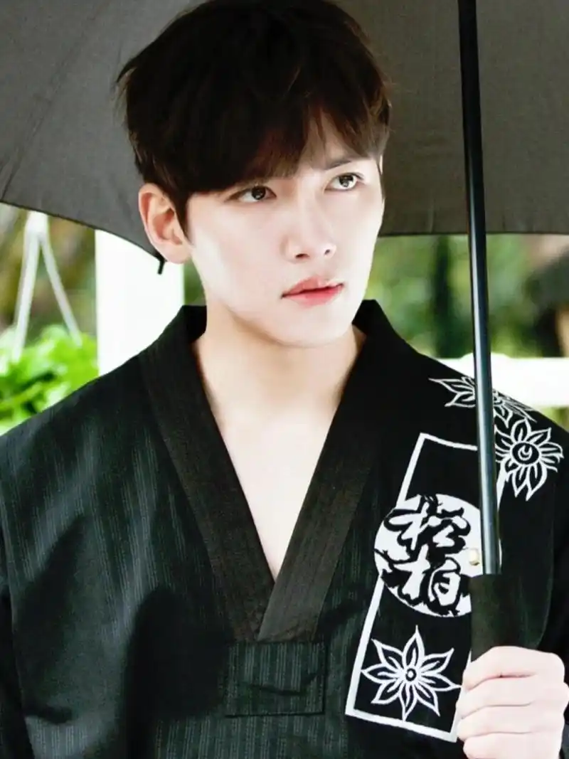 池昌旭壁纸‼️欲望化身‼️白切黑天花板‼️ 池昌旭真