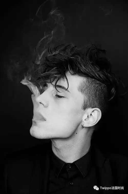 能让你边学习边舔屏的美少年盘他