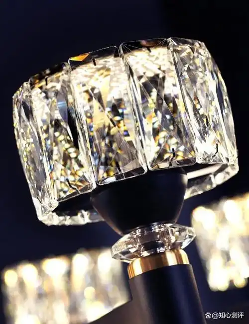 雷士吊灯哪款型号好?性能,价格比和风格应用全面解析